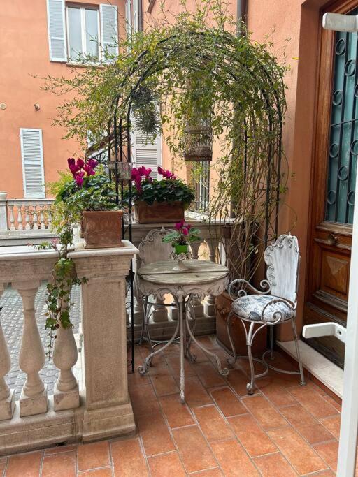 Ferienwohnung Centro Storico Residenza Di Charme Rimini Exterior foto